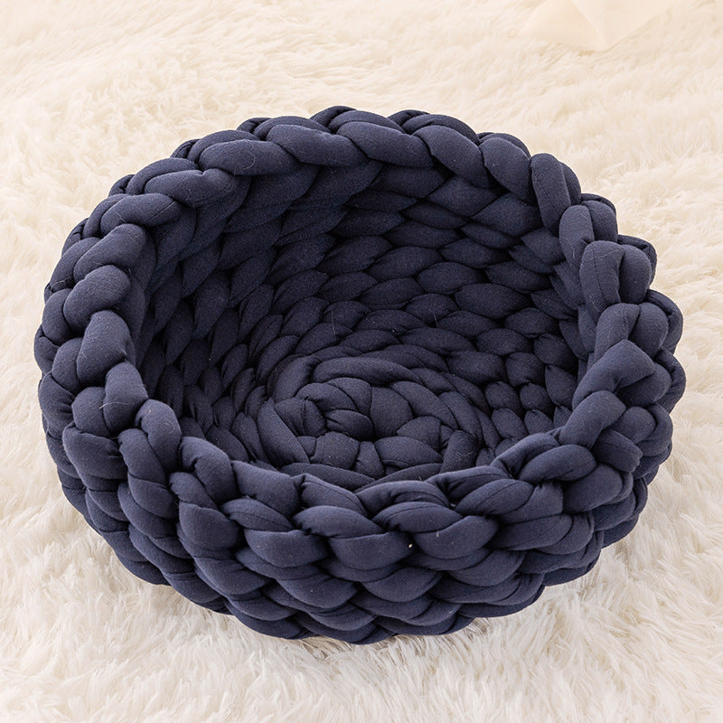 Cozy Braided Pet Nest Bed
