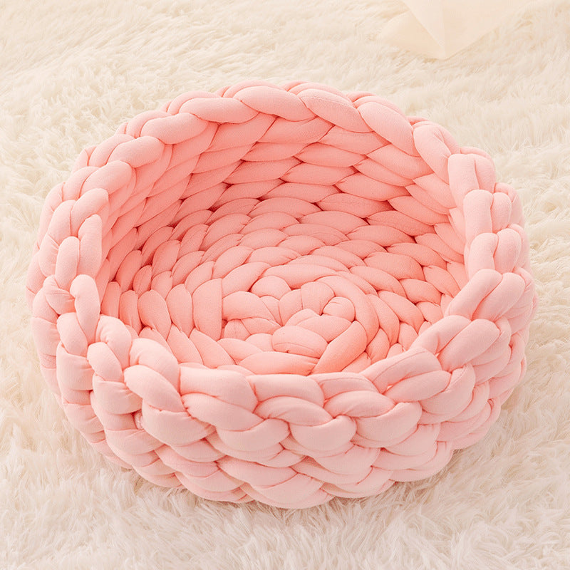 Cozy Braided Pet Nest Bed