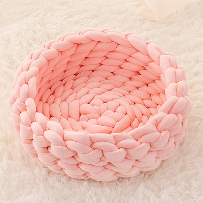 Cozy Braided Pet Nest Bed